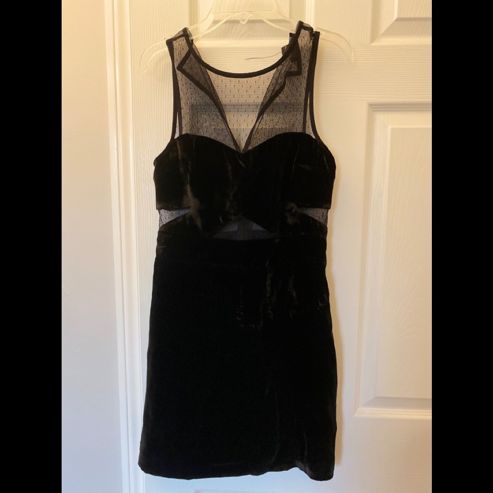 Beautiful keyhole mesh / faux suede dress